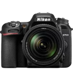 Nikon D7500 DSLR + 18-140mm VR Kit